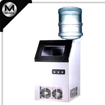 Producto - Maquina de Hielo en Cubos ,  30 kgs/dia. Conexión a Red de agua o Garrafon